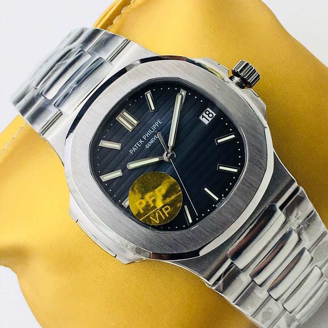 PATEK NAUTILUS 5711 STAINLESS STEEL BLUE DIAL
