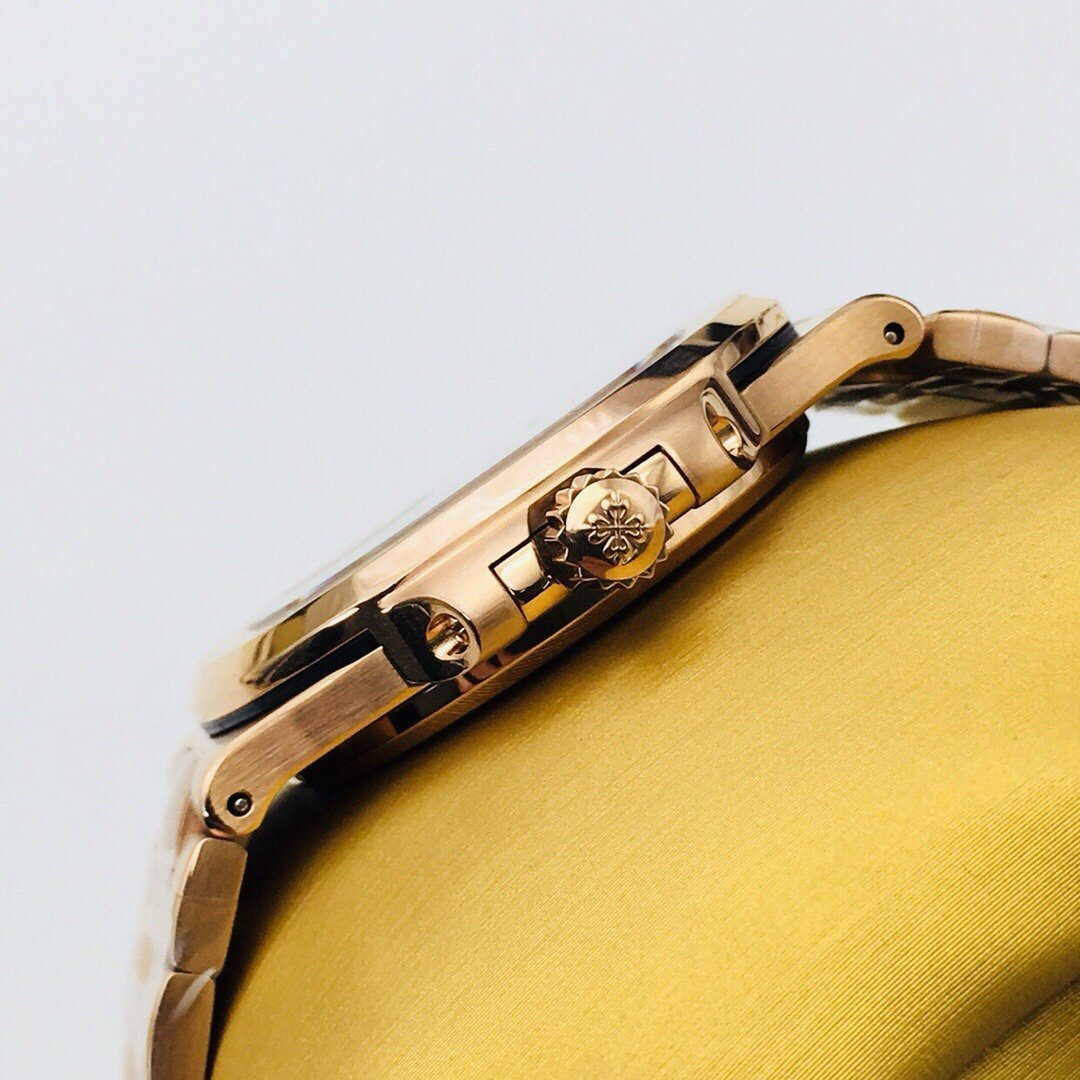 PATEK NAUTILUS 5711 ROSE GOLD BROWN DIAL