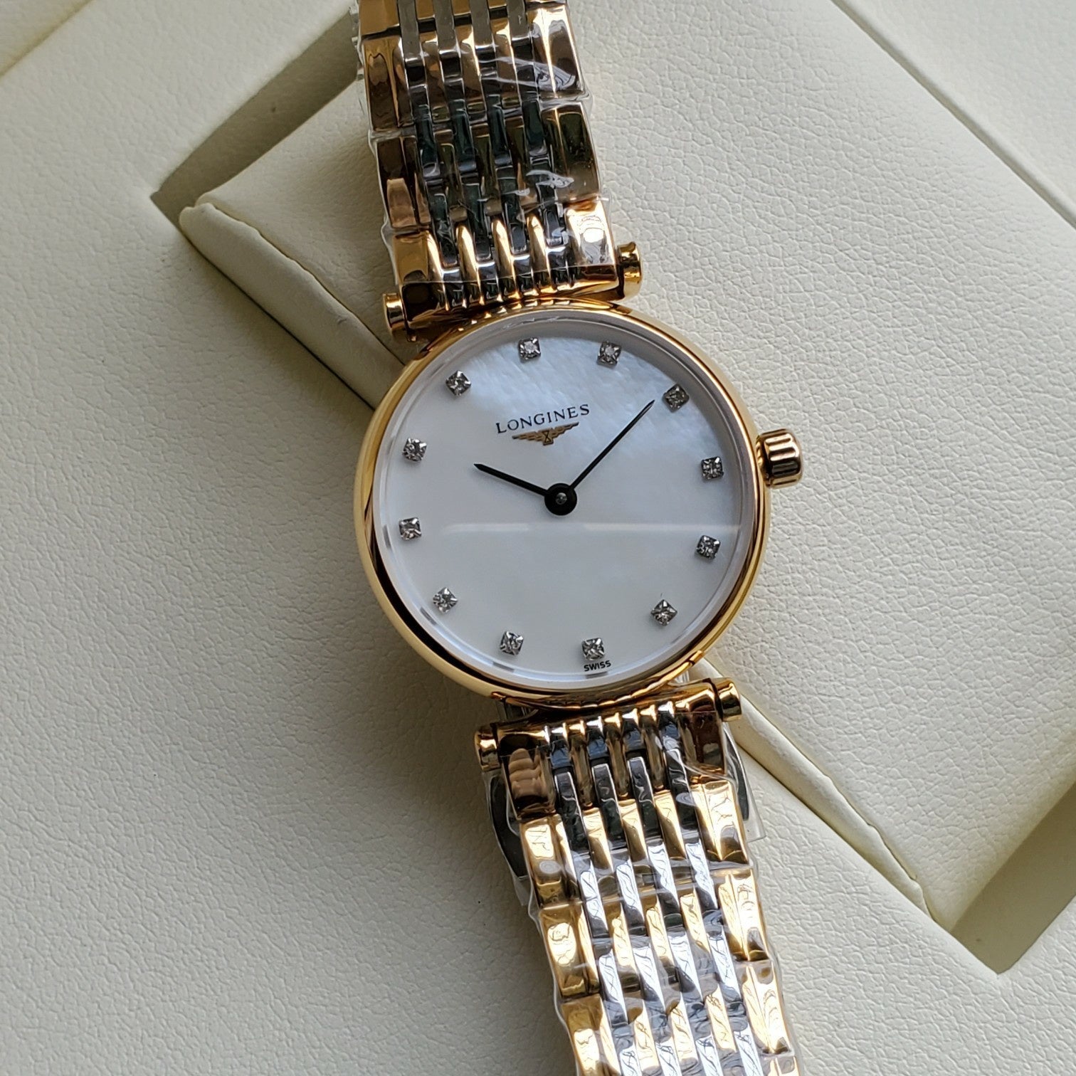 ELEGANCE LA GRANDE CLASSIQUE DIAMOND QUARTZ 36MM