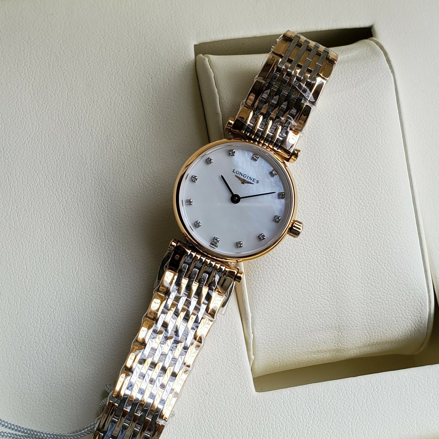 ELEGANCE LA GRANDE CLASSIQUE DIAMOND QUARTZ 36MM