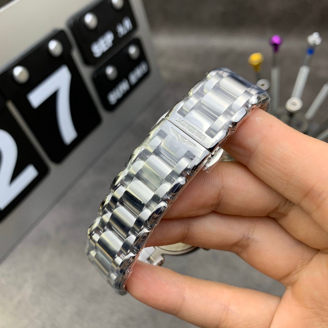 PRIMALUNA QUARTZ 30MM SILVER-TONE DIAL MOONPHSE