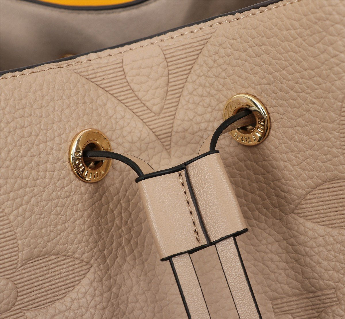 CRAFTY NÃ‰ONOÃ‰ BANDOULIERE MM 26CM LIGHT BEIGE