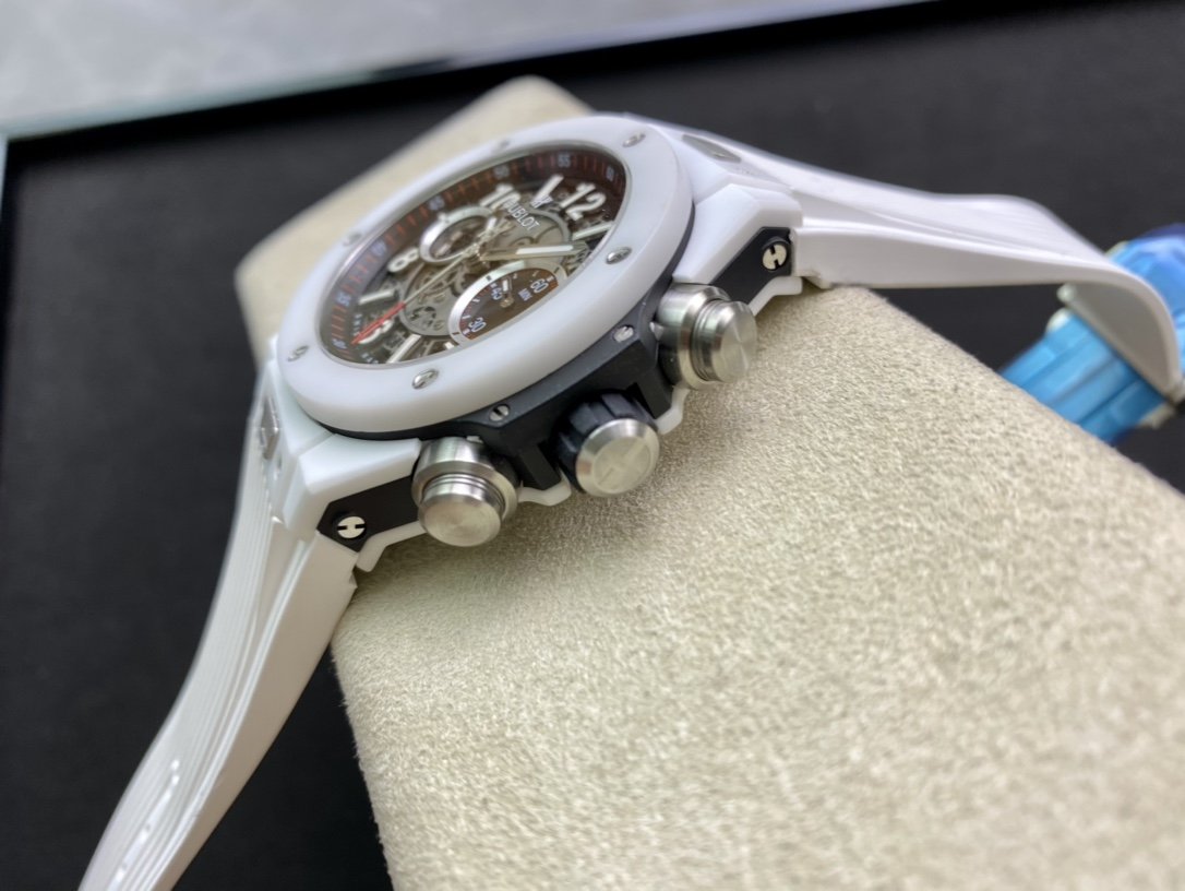 BIG BANG UNICO 44 WHITE CERAMIC BLACK DIAL