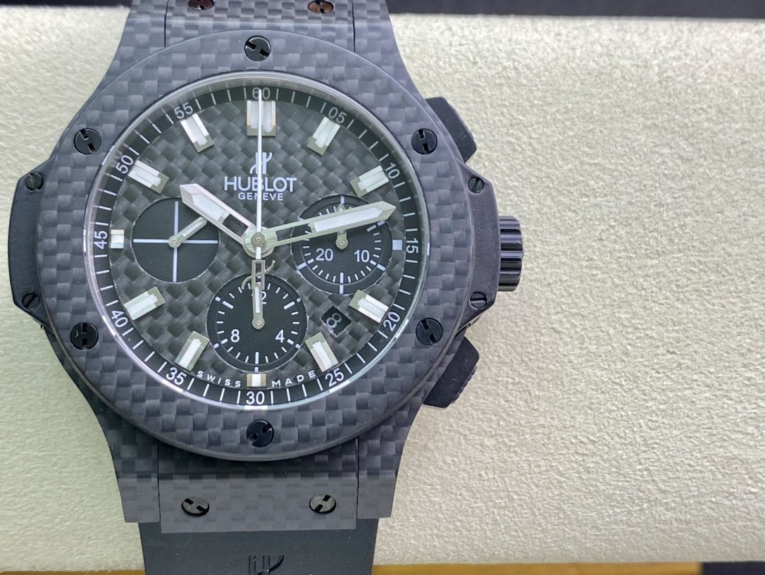 BIG BANG 44MM CARBON FIBER BLACK DIAL