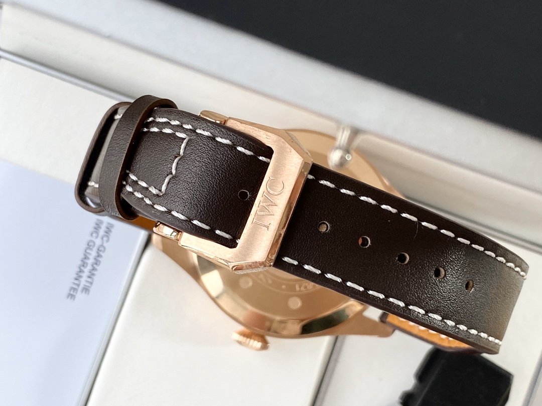 BIG PILOT ANNUAL CALENDAR ROSE GOLD