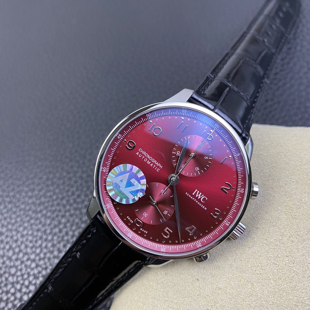 PORTUGIESER CHRONOGRAPH STEEL CASE BURGUNDY DIAL