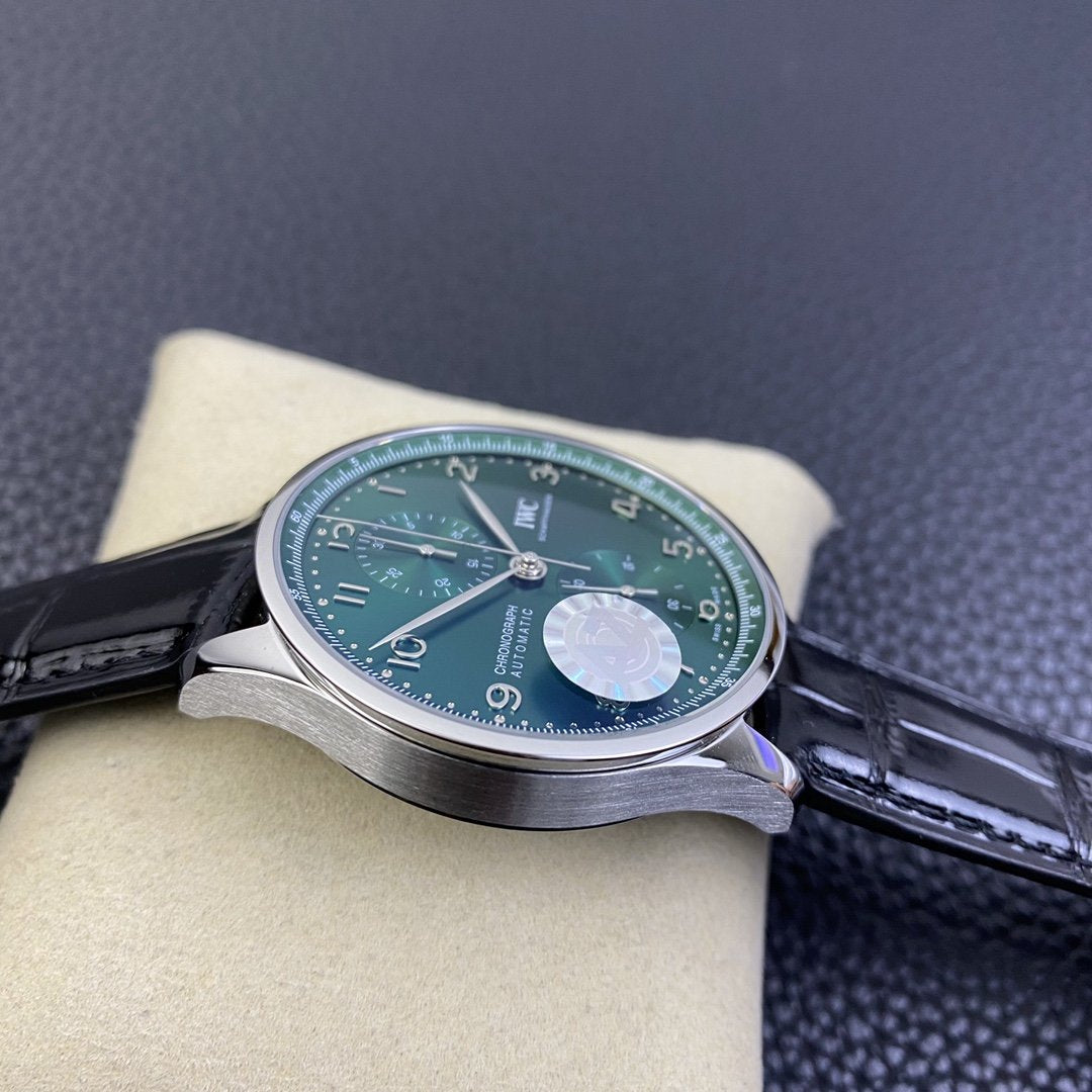 PORTUGIESER CHRONOGRAPH STEEL CASE GREEN DIAL