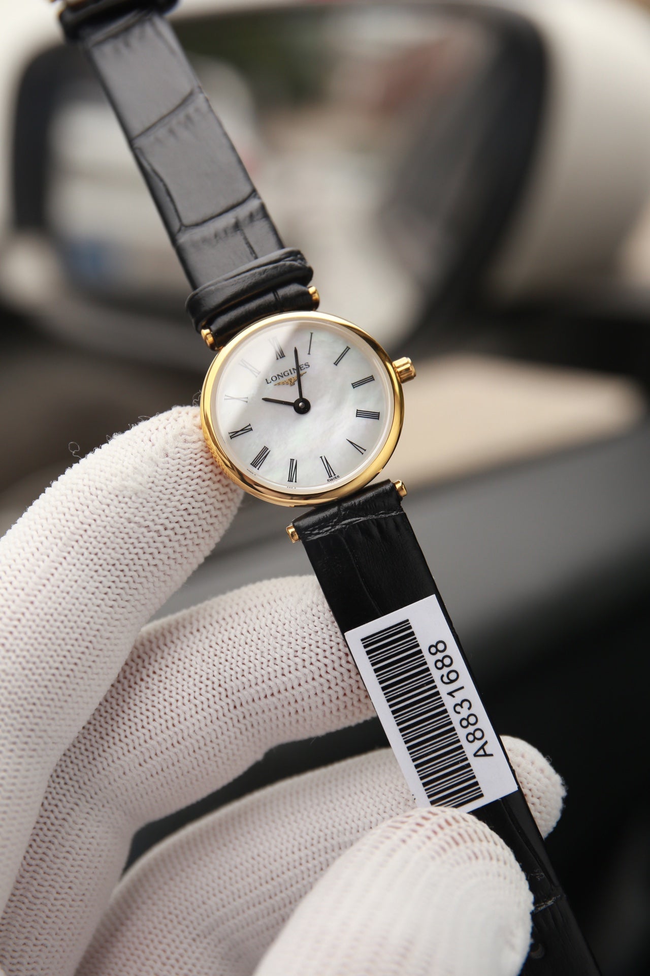 LA GRANDE QUARTZ MOP DIAL LEATHER
