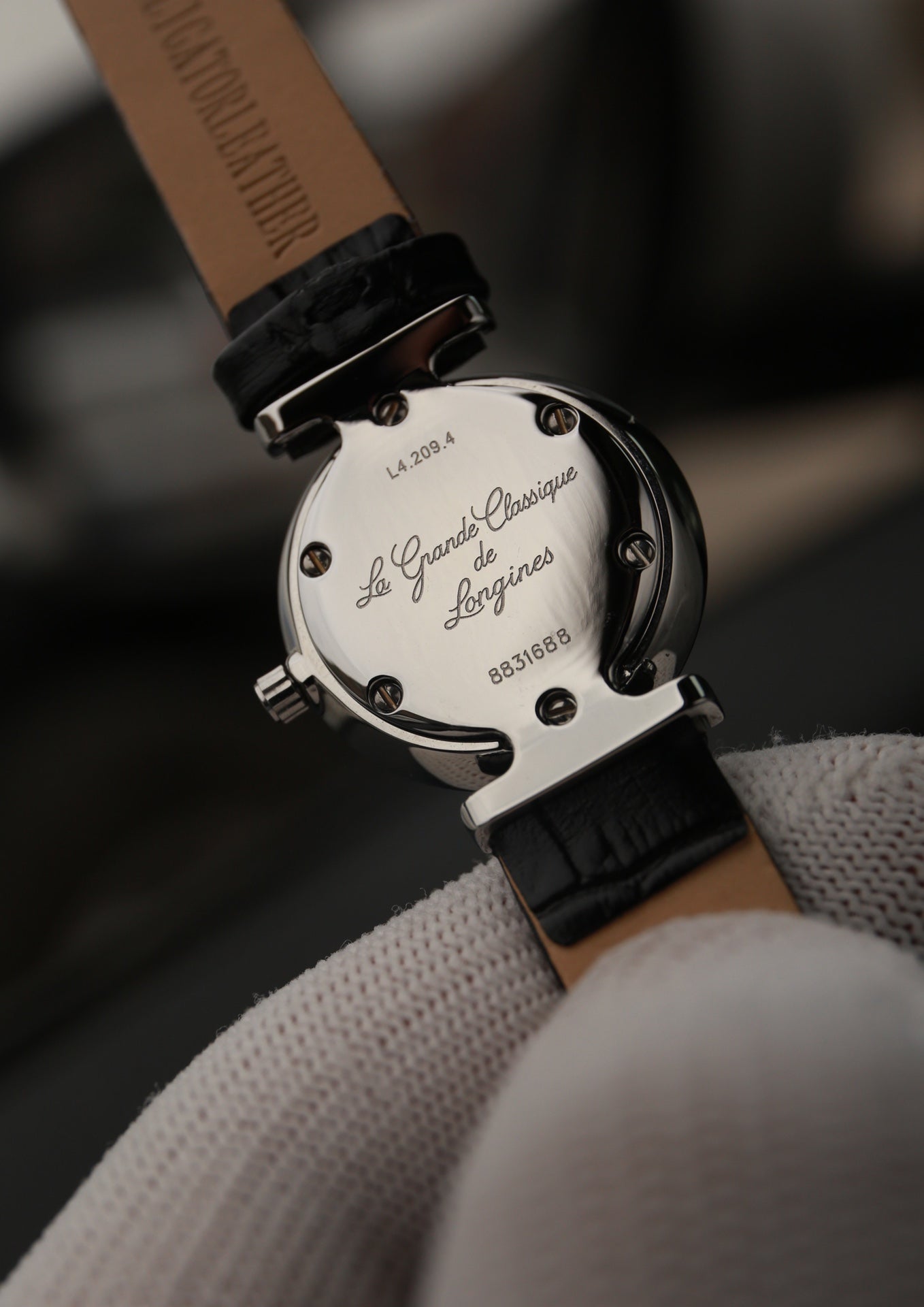 LA GRANDE QUARTZ MOP DIAL LEATHER