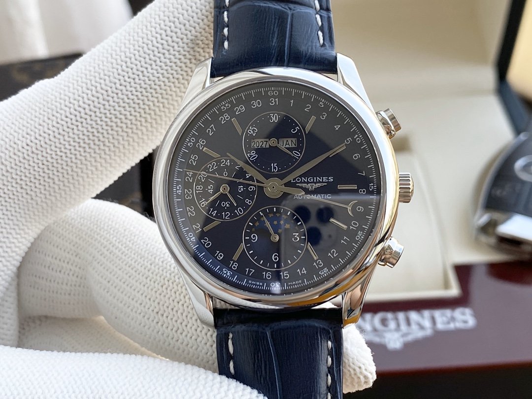 MASTER COLLECTION CHRONOGRAPH MOON LEATHER
