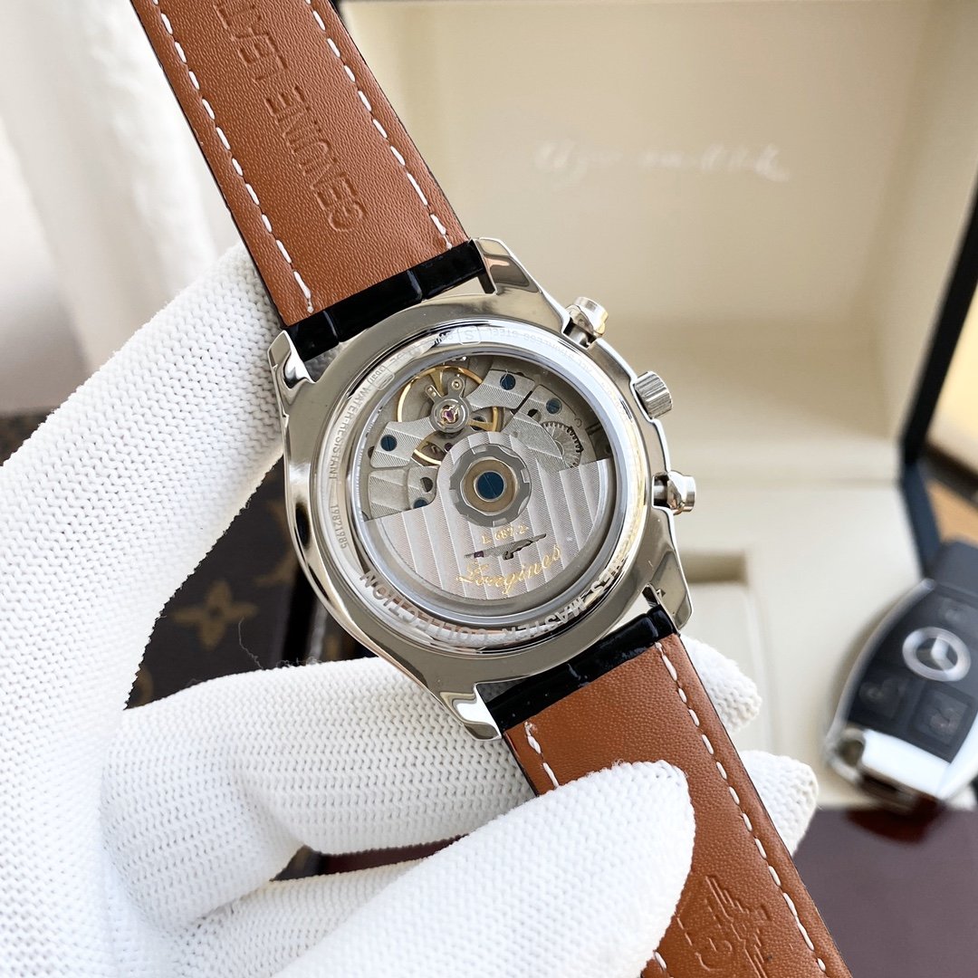 MASTER COLLECTION CHRONOGRAPH MOON LEATHER