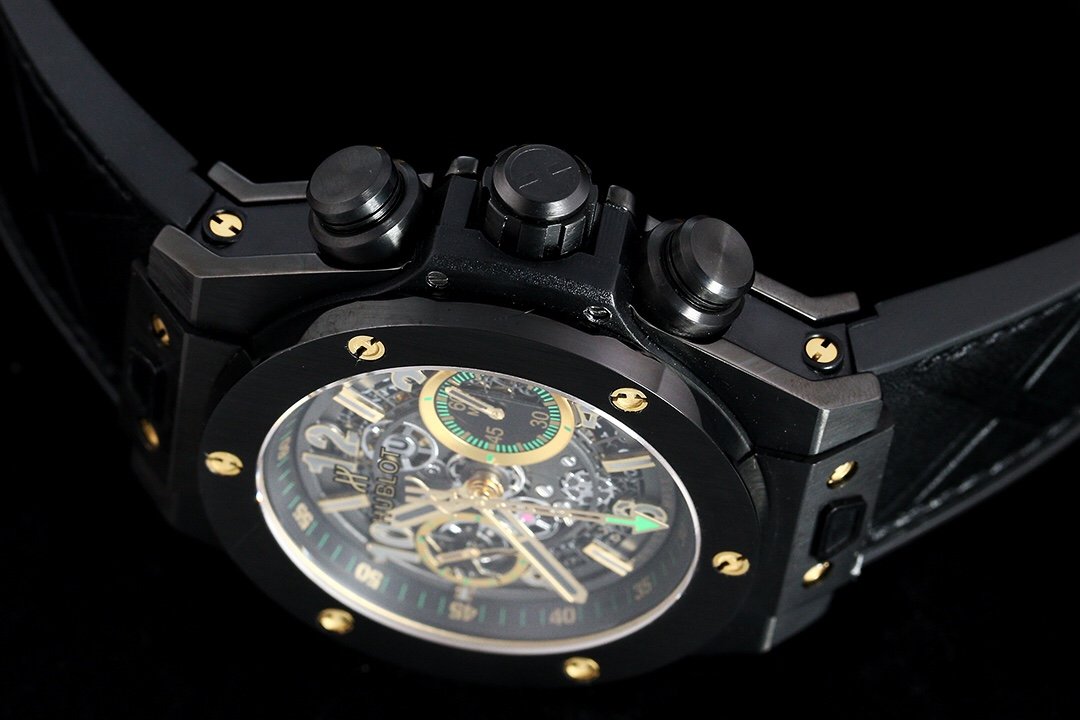BIG BANG UNICO 42 ALL BLACK GOLD HAND SKELETON