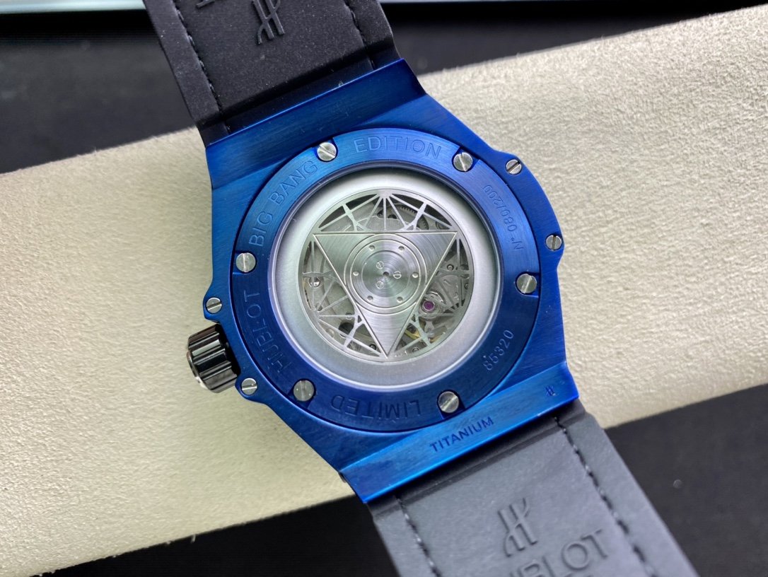 BIG BANG UNICO SANG BLEU 42 BLUE CERAMIC
