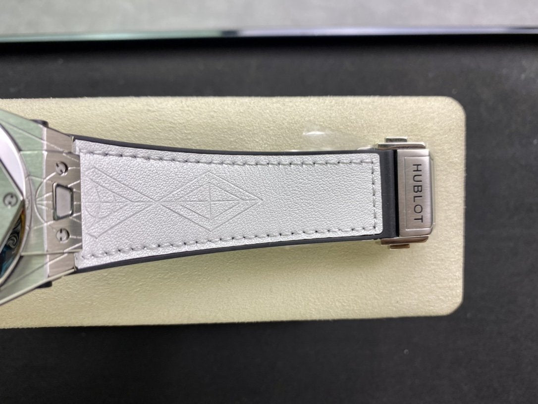BIG BANG UNICO SANG BLEU 42 TITANIUM WHITE DIAL