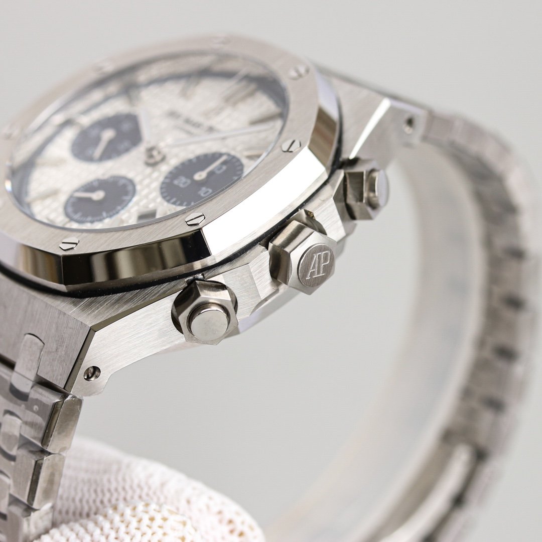 ROYAL OAK CHRONOGRAPH 41MM STAINLESS STEEL SILVER BLUE DIAL
