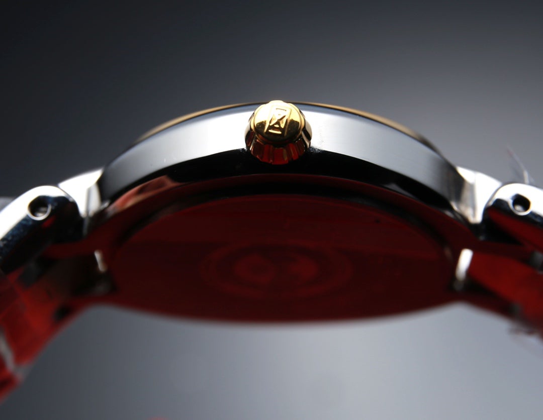 PRIMALUNA QUARTZ 26.5MM GOLD MOP DIAL