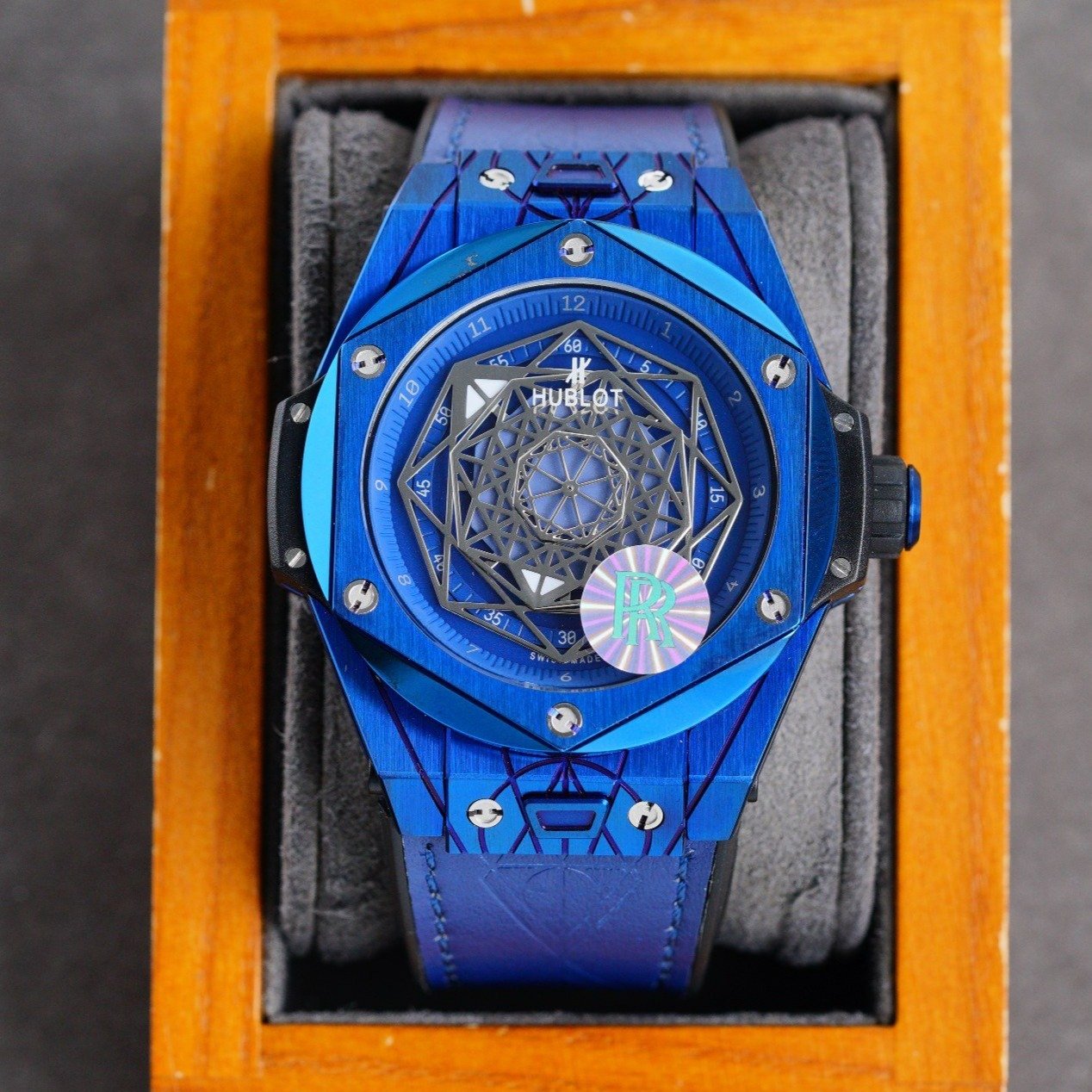SANG BLEU 42MM BLUE CASE