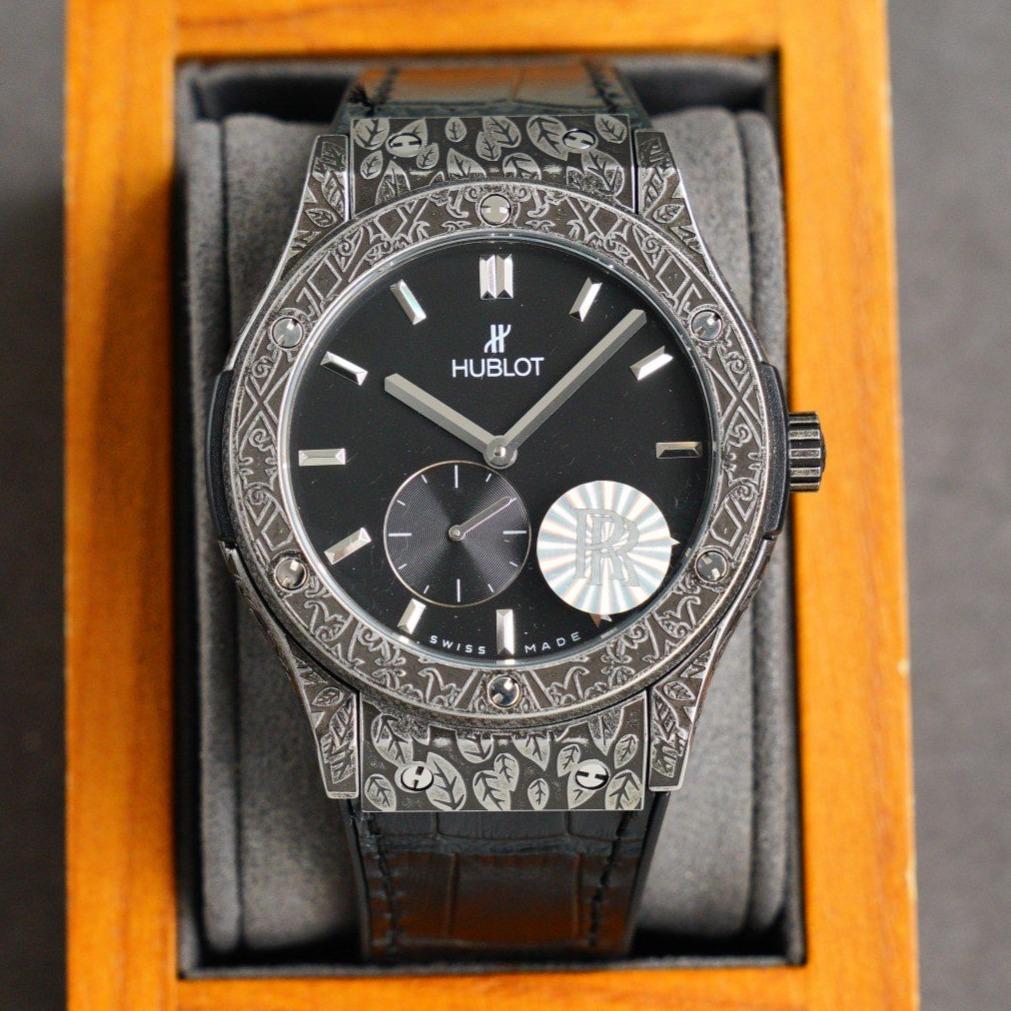 CLASSIC FUSION 45MM ENGRAVED SECOND HAND