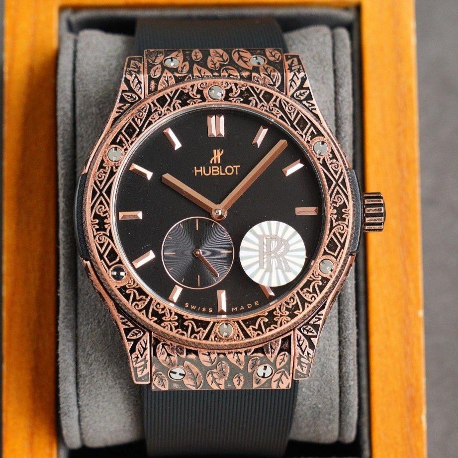 CLASSIC FUSION 45MM ENGRAVED SECOND HAND