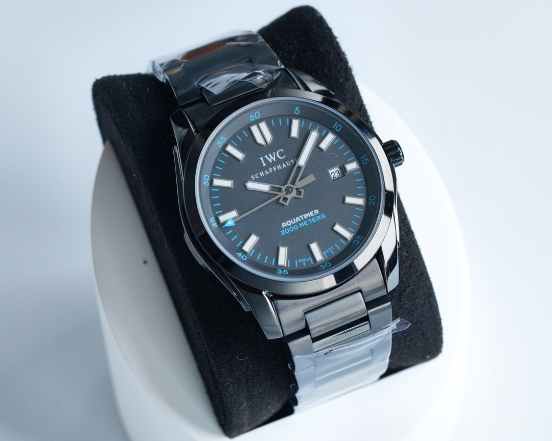AQUATIMER AUTOMATIC 2000M BLACK CASE