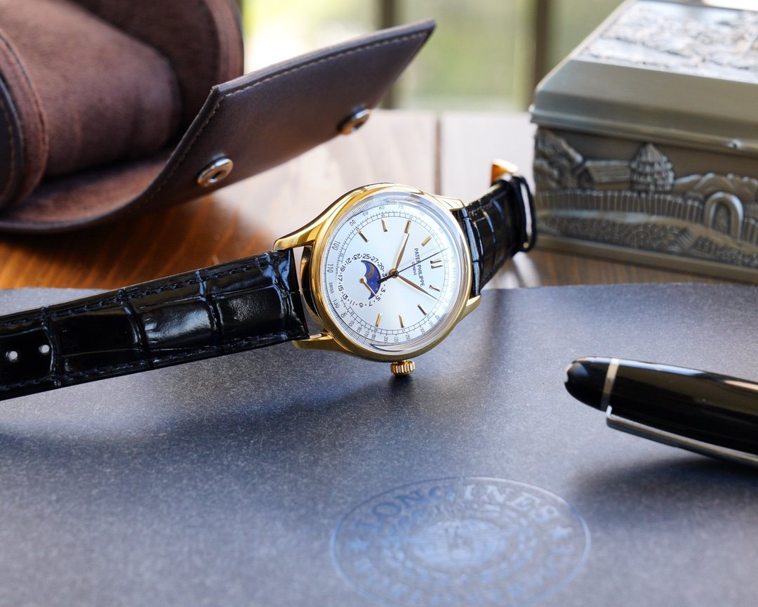 PATEK CALATRAVA 40 GOLD CASE MOONPHASE