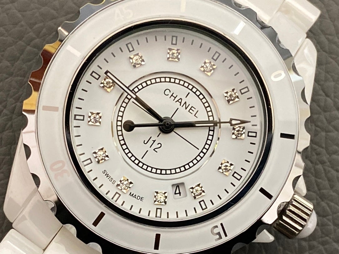 J12 38MM QUARTZ WHITE CERAMIC DIAMOND NUMERALS