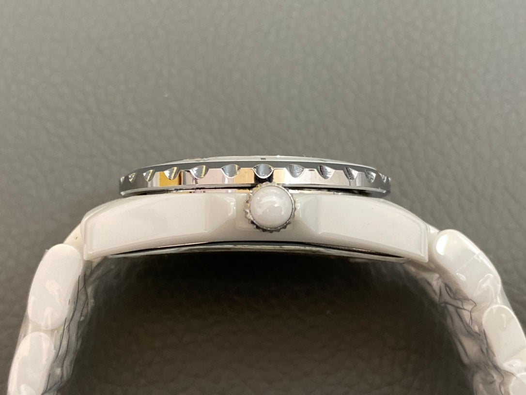 J12 38MM QUARTZ WHITE CERAMIC DIAMOND NUMERALS