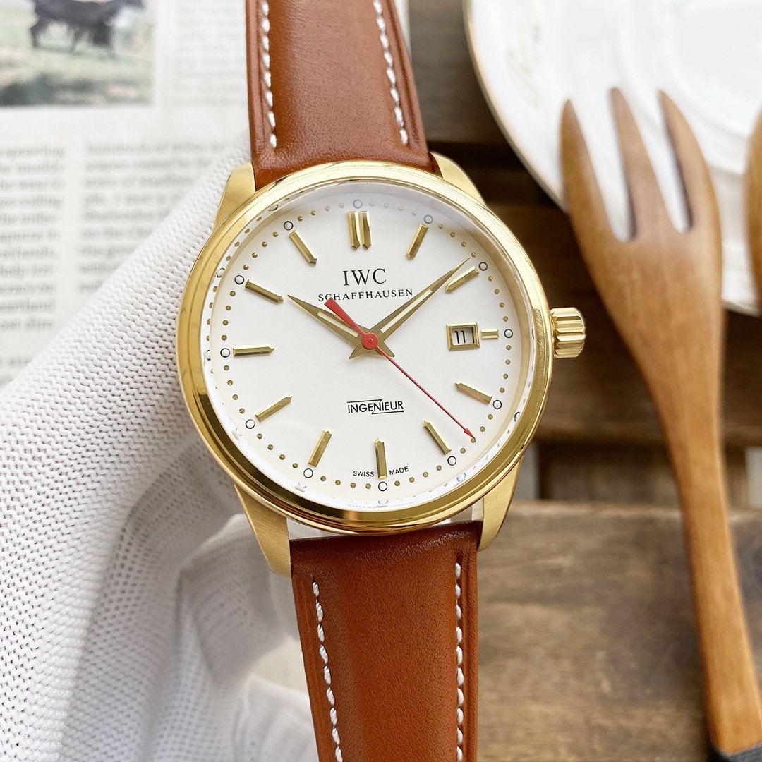 INGENIEUR VINTAGE AUTOMATIC 42MM GOLD CASE