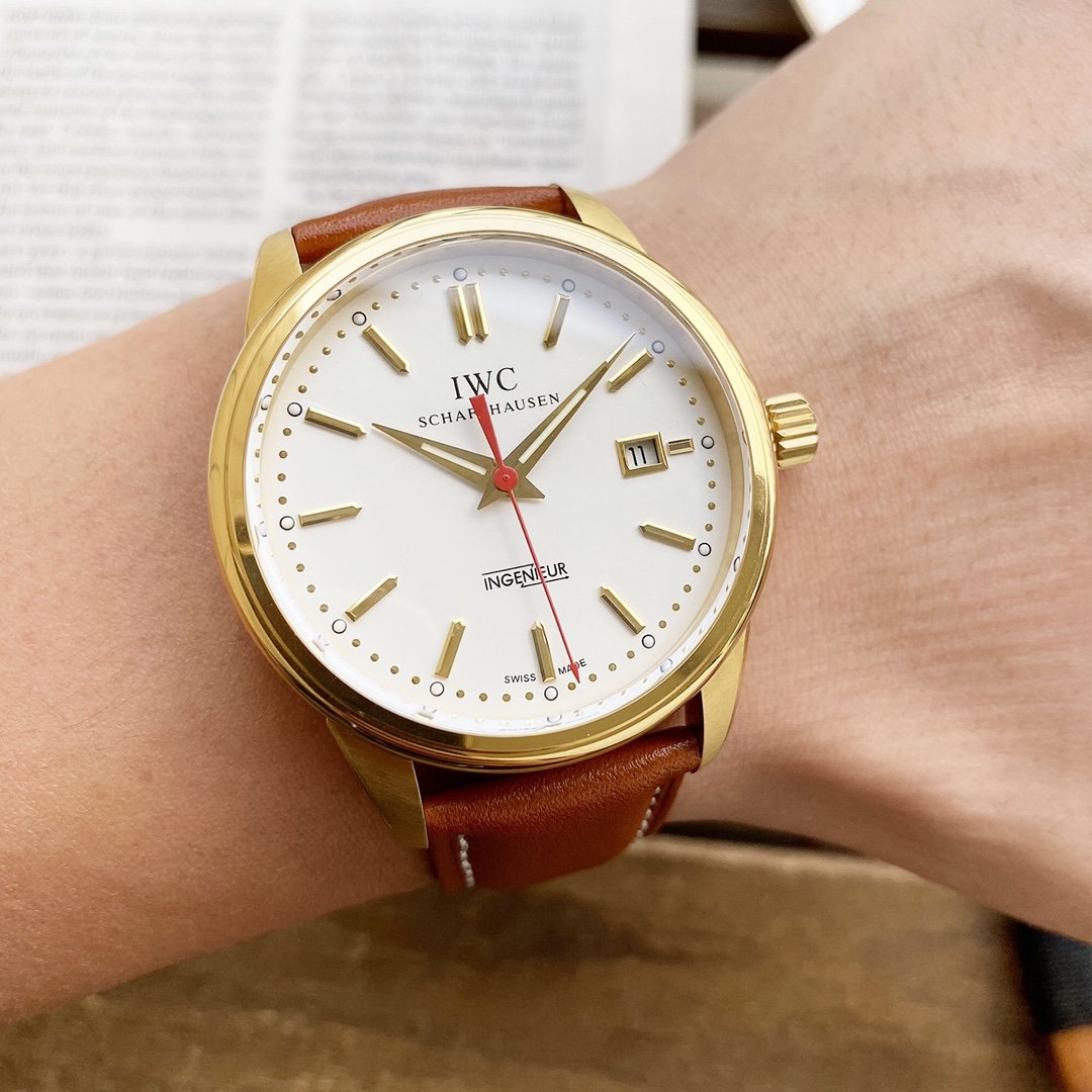 INGENIEUR VINTAGE AUTOMATIC 42MM GOLD CASE