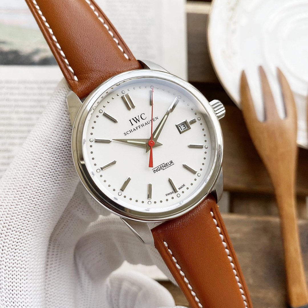 INGENIEUR VINTAGE AUTOMATIC 42MM STEEL CASE