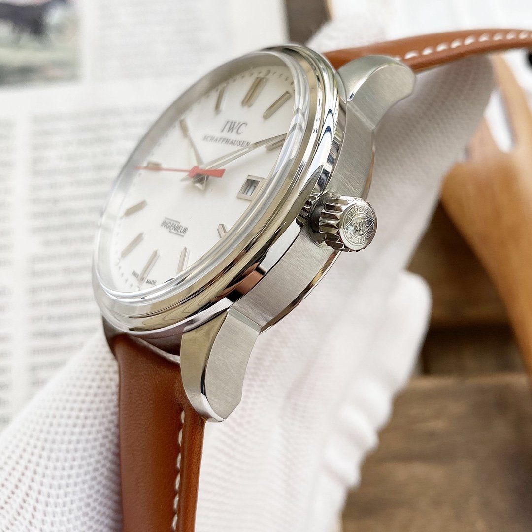 INGENIEUR VINTAGE AUTOMATIC 42MM STEEL CASE