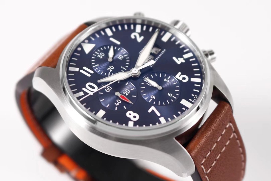 PILOT DAY-DATE CHRONOGRAPH LE PETIT PRINCE BLUE DIAL