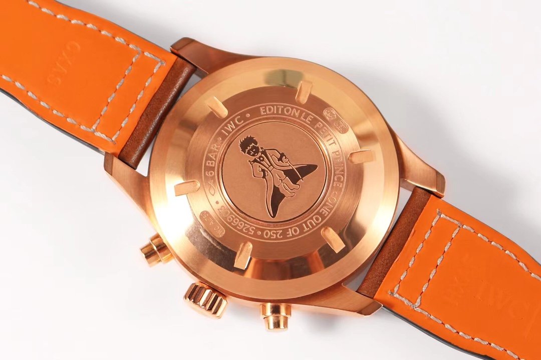 PILOT DAY-DATE CHRONOGRAPH RED GOLD BLUE DIAL