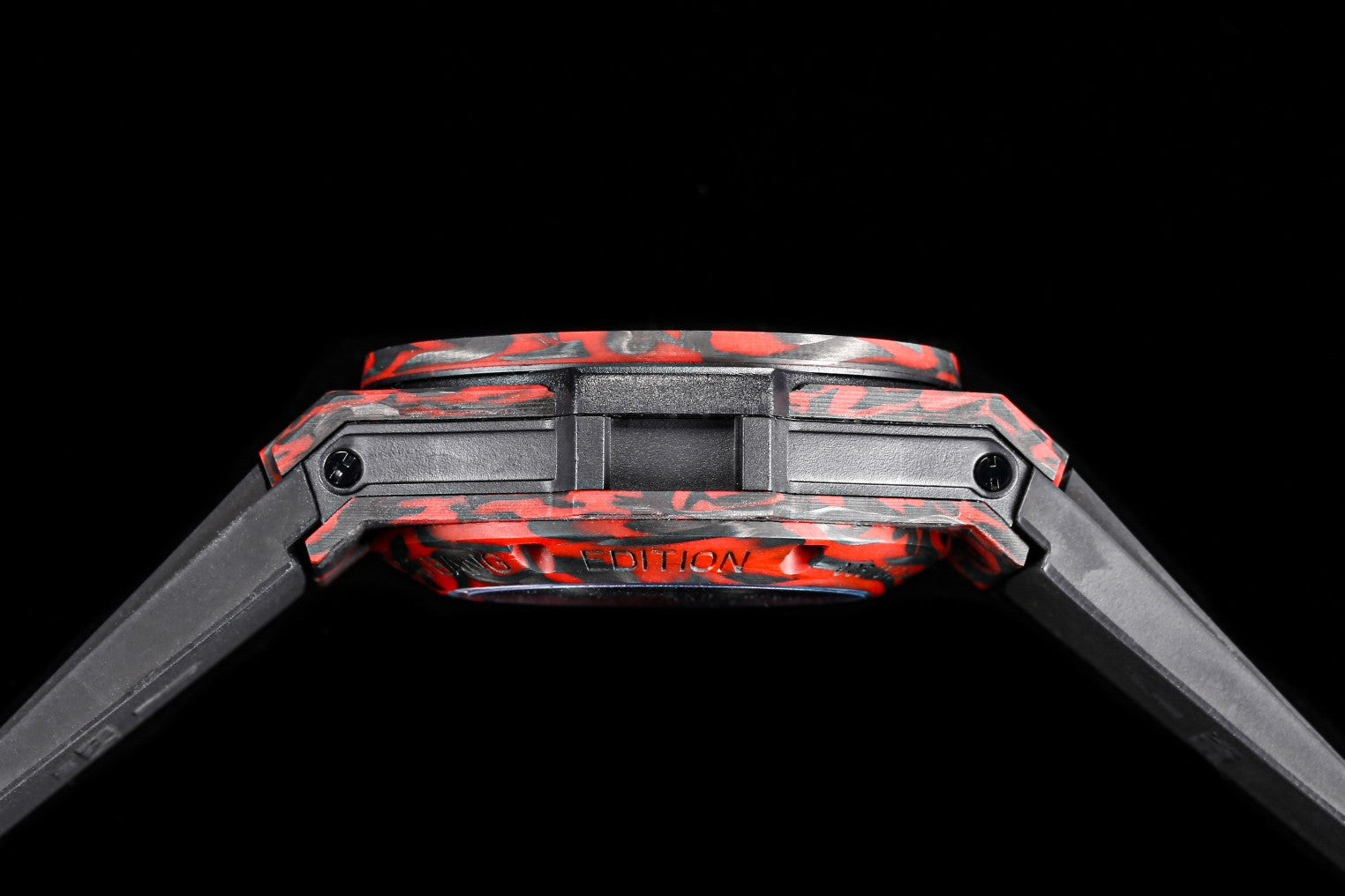 BIG BANG UNICO 45 BLACK RED CARBON