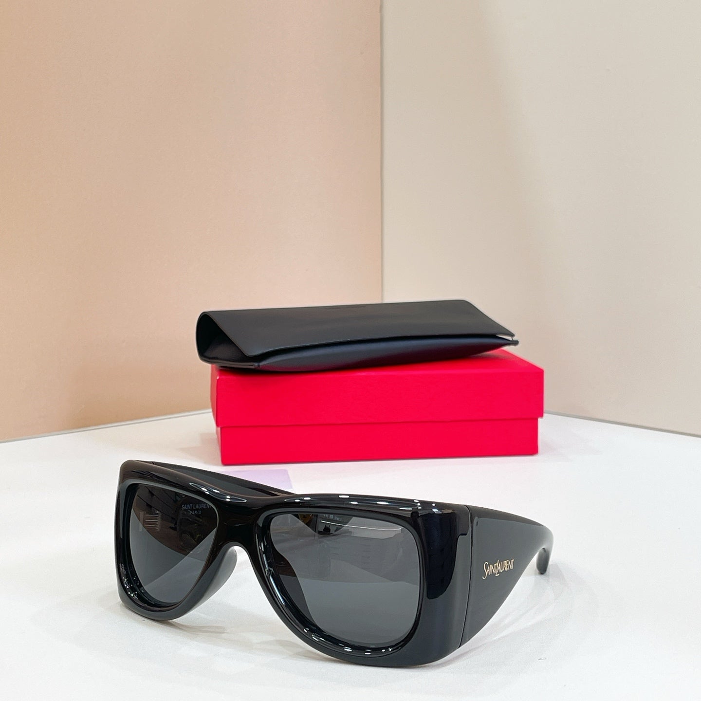 Saint Laurent SL 902 Howl Sunglasses