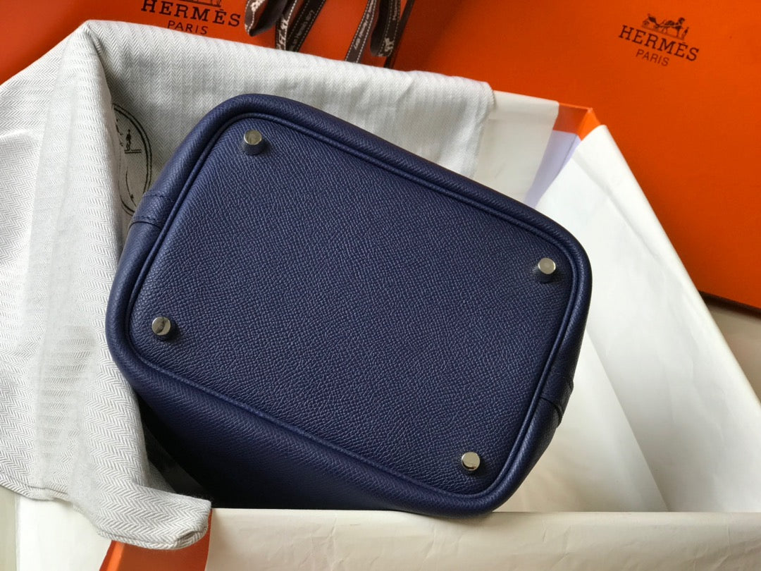 HM PICOTIN LOCK 18 NAVY EPSOM WITH BRAID STRAP