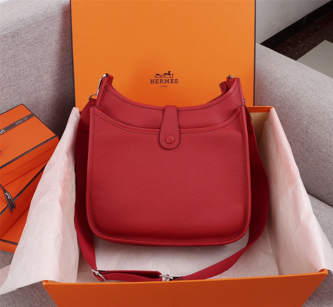 HM EVELYNE BAG 28 RED TOGO