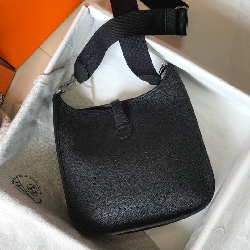 Evelyne 29cm Togo Shw