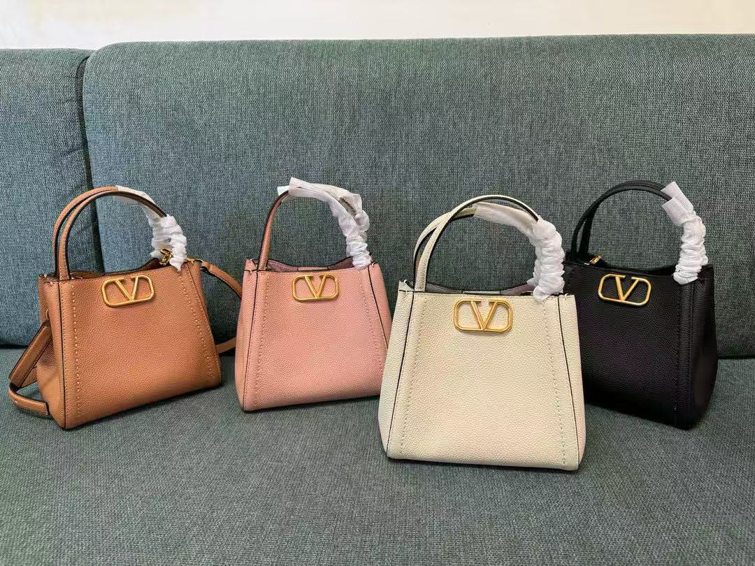 Valenti gravani alltime bag ivory grained calfskin
