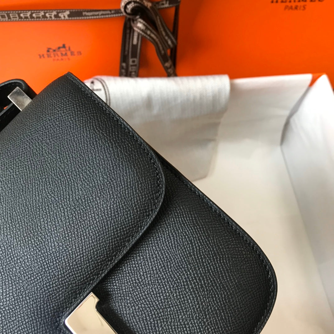 CONSTANCE 18 EPSOM SILVER HARDWARE