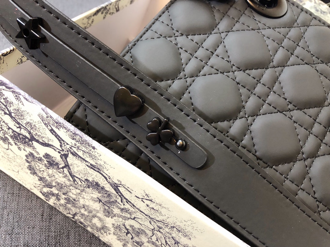 MEDIUM LADY 20 BAG CALFSKIN