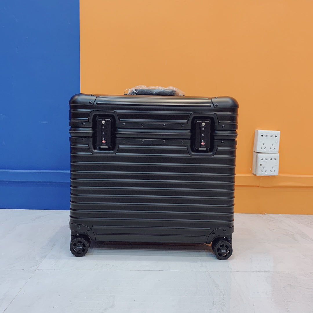 Rimowa 2025 Travel Suitcase Black Aluminum 273818