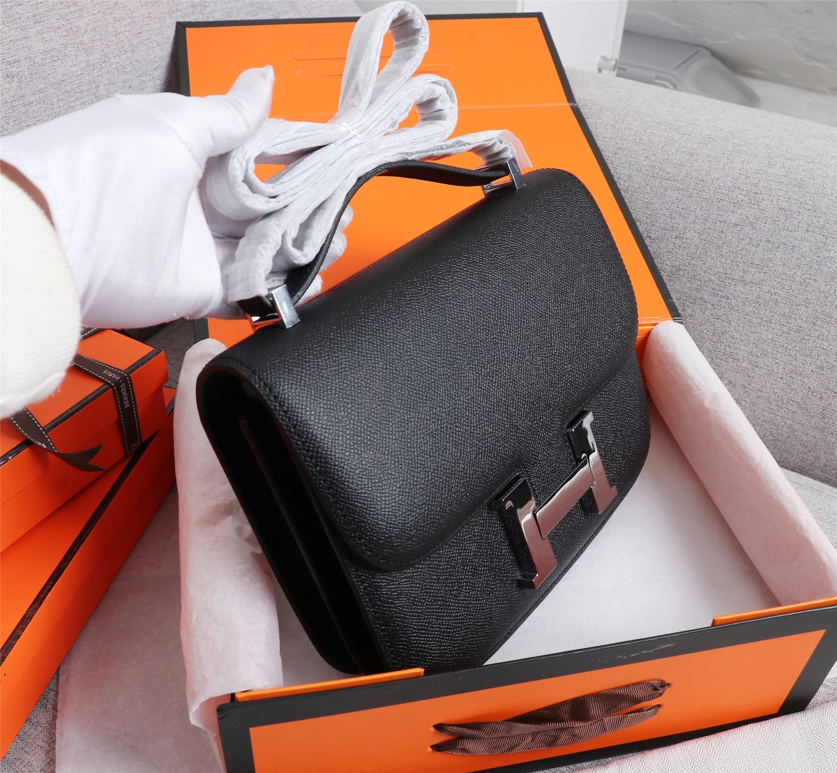 HM CONSTANCE BAGS 18 BLACK EPSOM SILVER HARDWARE
