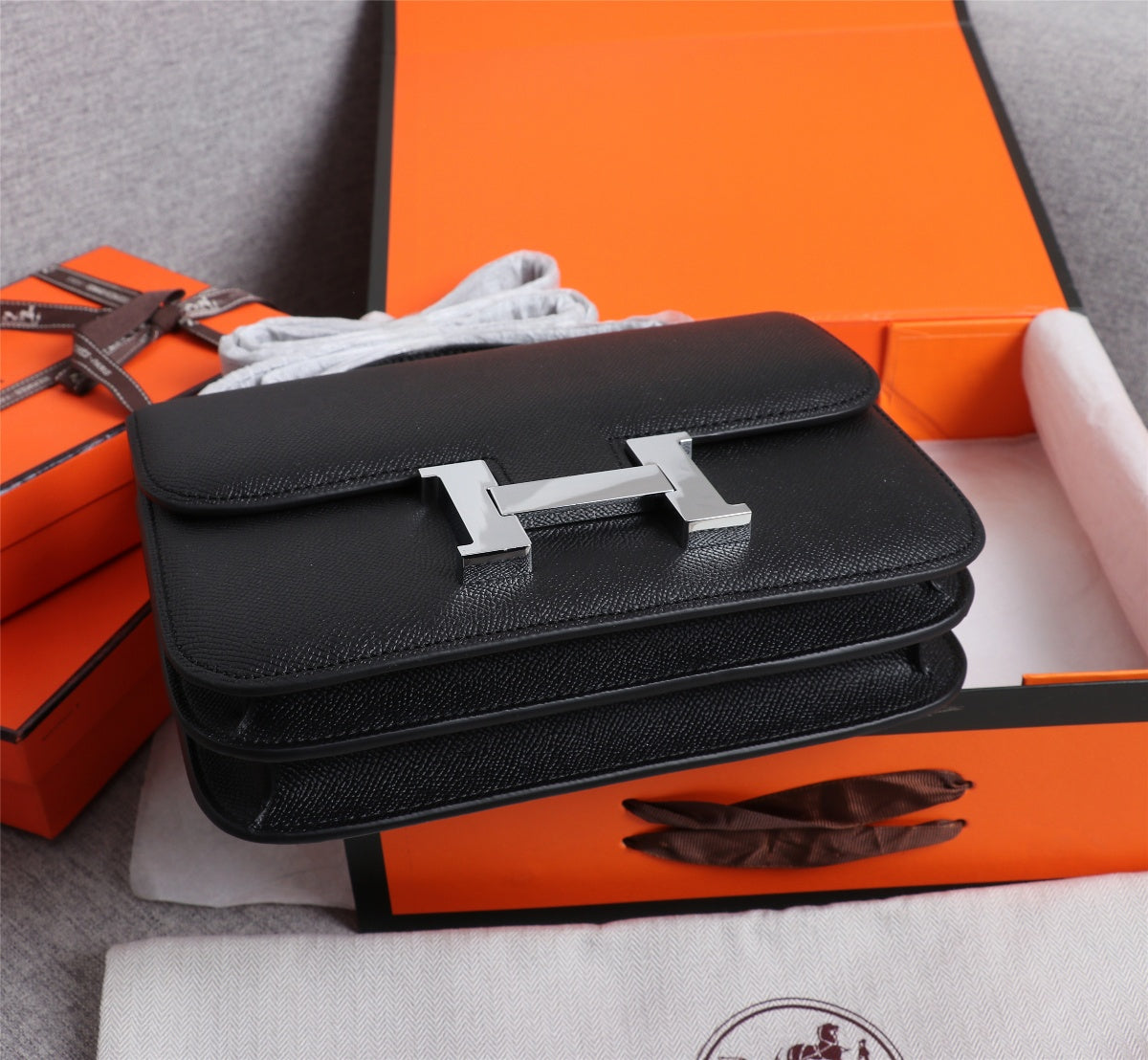 HM CONSTANCE BAGS 18 BLACK EPSOM SILVER HARDWARE