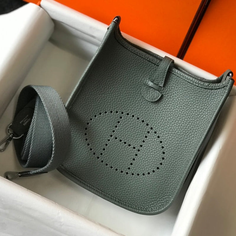 Mini Evelyne 18cm Togo Silver Hardware