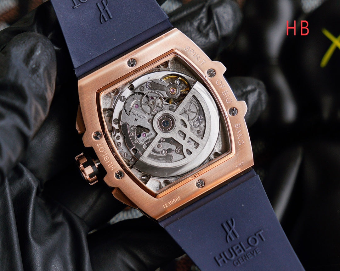 Hublot Spirit of Big Bang Rose Gold Pavé With Diamond 42mm Watch Blue Strap