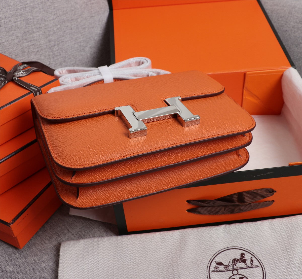 HM CONSTANCE BAGS 22 ORANGE EPSOM SILVER HARDWARE