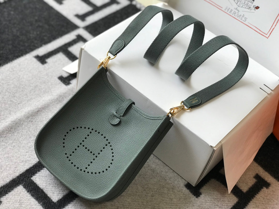 Mini Evelyne 18cm Togo Ghw