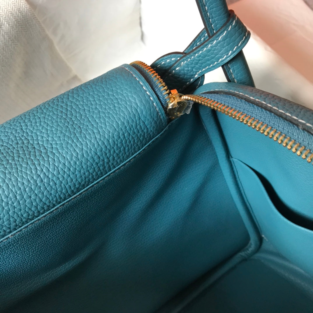 HM LINDY 26 BAG SAPPHIRE TAURILLON CLEMENCE LEATHER