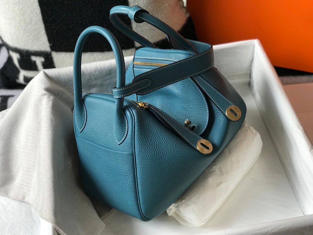 HM LINDY 30 BAG SAPPHIRE TAURILLON CLEMENCE LEATHER